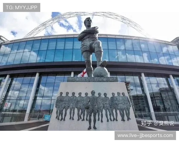 足球球星雕像哪里可以买到 让你拥有足球巨星的经典雕像收藏